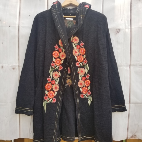 paparazzi Sweaters - Paparazzi Boho Festival Embroidered Open Front Black Hooded Cardigan Large L